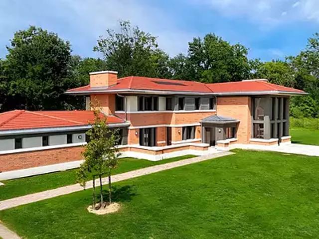 Magny le Hongre 77700 Achat / Vente maison 10 pièces t10 au dernier étage terrasse
