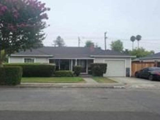 Magowan Dr