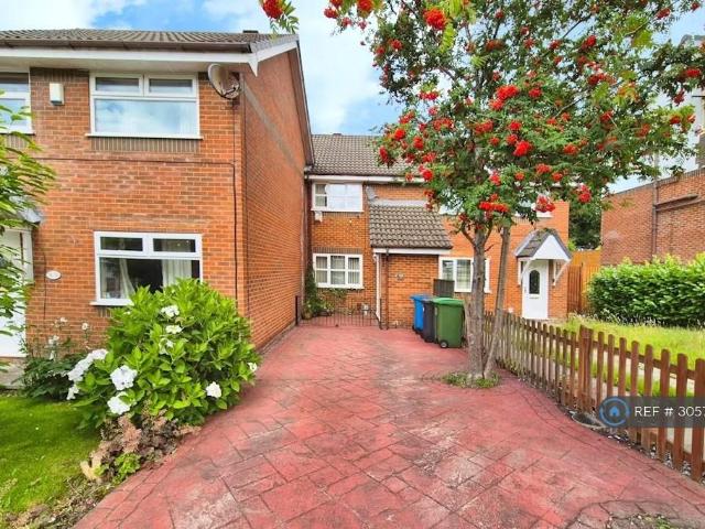 Magpie Lane, Oldham, OL4 2 bed terraced house to rent £1,000 pcm £231 pw