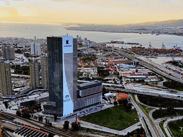 MAHALL BOMONTİ 54.KAT DENİZ MANZARALI 3+1 SATILIK DAİRE