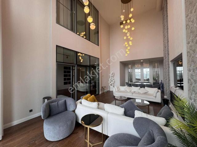 Mahan / Vadistanbul Skyland 8+4 Dubleks 8m Tavan 520 Net tek!
