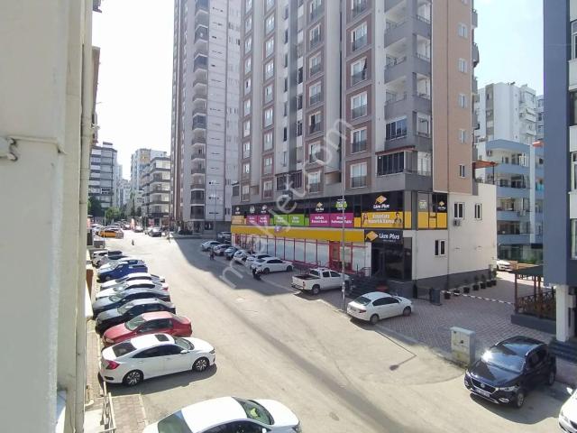 Mahfesığmaz Da Kenan Evren Bulvarına 50 Metre İçi Yapılı Tertemiz 3+1 Kapalı Mutfak