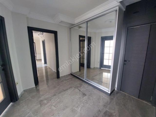 Mahfesığmaz'da Kapalı Mutfak 3+1 Ferah Ve Modern Daire Satılık