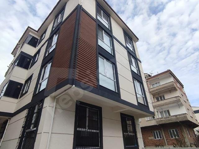 MAHİR EMLAK' TAN ÇORLU HATİP MH. 1 YILLIK 2+1 GİRİŞKAT boş DAİRE
