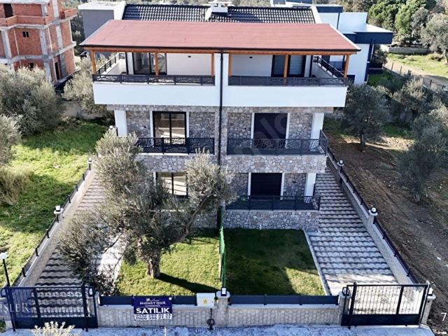 MAHMUT İŞLER'DEN GÜRE'DE SATILIK 4+1 SIFIR VİLLA