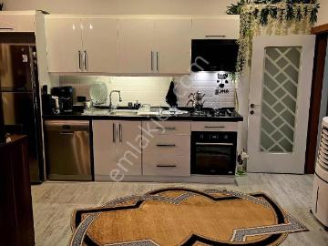 Mahmutbey Caddesinde Site İçiful Eşyalı Özel Yapım 1+1