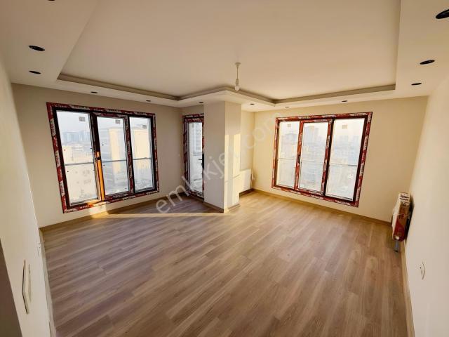 Mahmutbey Güneşli / 3+1 100 M² Sıfır İki Balkonlu / Revan Park