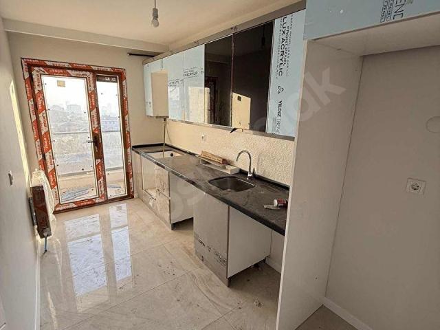 MAHMUTBEY GÜNEŞLİ 3+1 100 m SIFIR İKİ BALKONLU REVAN PARK