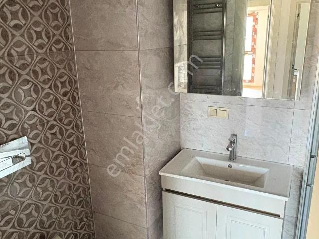 Mahmutbey Metroya Yürüme Mesafesinde Kiralık 3+1