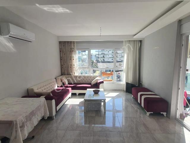 Mahmutlar Gold Aura 2 Sitesi'nde 1+1 Eşyalı Uzun Dönem Kiralık Daire