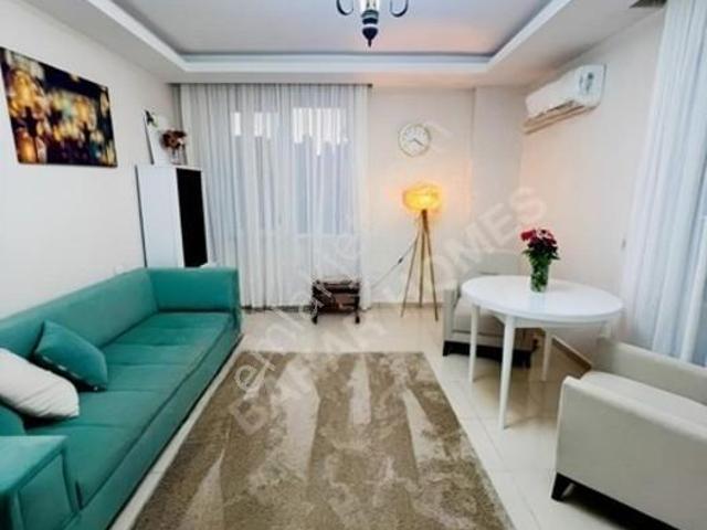 Mahmutlar Denize 300 Metre Eşyalı 65 M2 Geniş Acil Satilik Daire