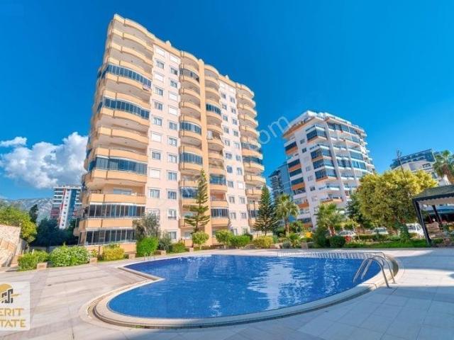Mahmutlar Mah. Üçgen Park Civarı Eşyalı 2+1 Daire
