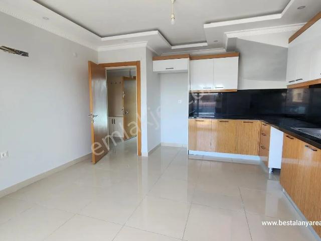 Mahmutlar Mahallesi Merkezi Konumda 2+1 Ayrı Mutfak Dubleks Boş Kiralık Daire