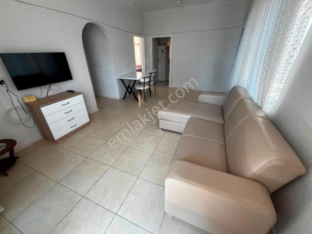 Mahmutlar Mahallesi Onur Sitesi’nde 4+1 Eşyalı Dubleks Kiralık Daire