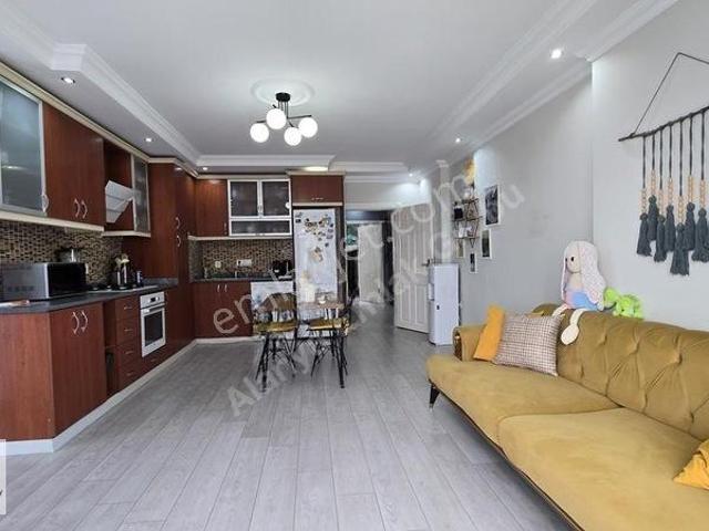 Mahmutlar Merkezde Eşyalı 2+1 Havuzlu Daire 100m²