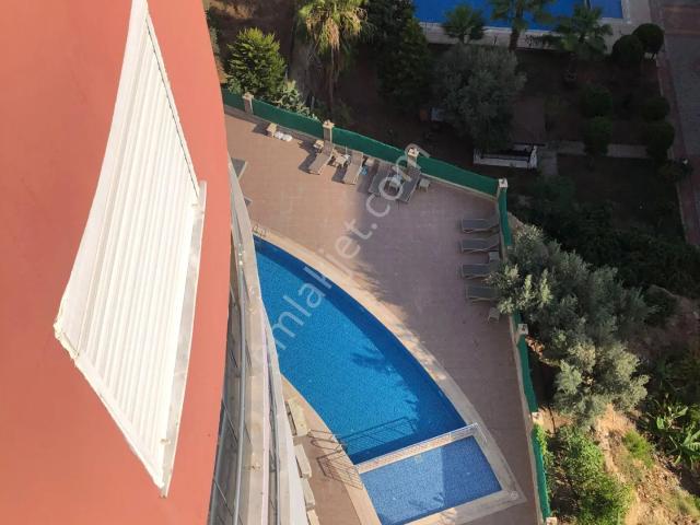Mahmutlarda Eşyalı Kiralık 2+1 Daire Ara Kat Temiz Bakımlı
