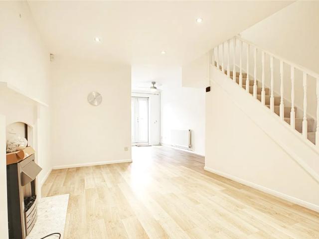 Mahon Close, Enfield EN1, 2 bed property to rent, £1,950 pcm | PrimeLocation