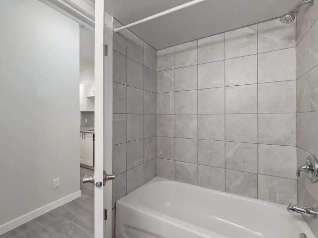 Mahoney Manor 2 Bedroom Apartment for Rent at 2398 Southview Dr Se, Medicine Hat, AB T1B 1E9 Crestwood