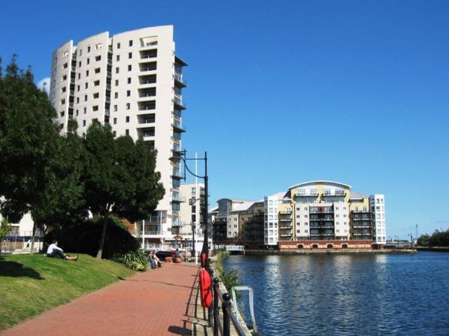 Maia House, Cardiff Bay CF10, 2 bed flat to rent, £1,050 pcm | PrimeLocation