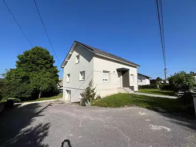 Maîche 25120 Achat / Vente maison 6 pièces t6 au dernier étage