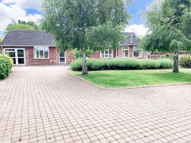 Maids Cross Hill, Lakenheath, Brandon IP27, 4 bed detached bungalow to rent, £2,000 pcm | PrimeLocation