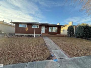 West Meadowlark Park, Edmonton, Alberta