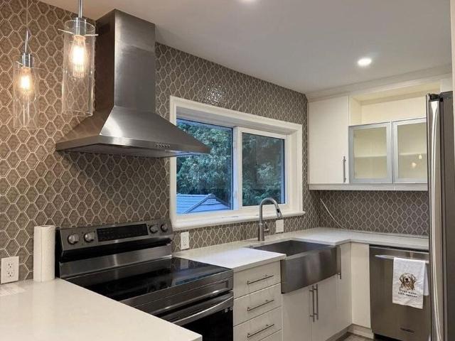 Main Floor 175 West 27th Street, Hamilton