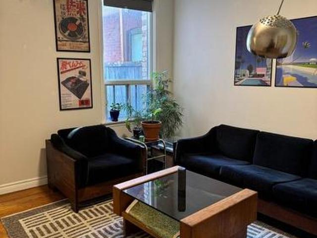 Main Floor 52 Grove Avenue, Toronto, ON, M6J 3B6 house for lease | Listing ID C13776 | Royal LePage