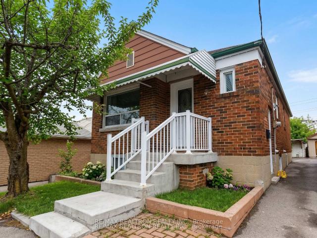 Main Floor 78 Schell Avenue in Toronto: Briar Hill Belgravia House for lease Toronto W04: MLS®# W13783330