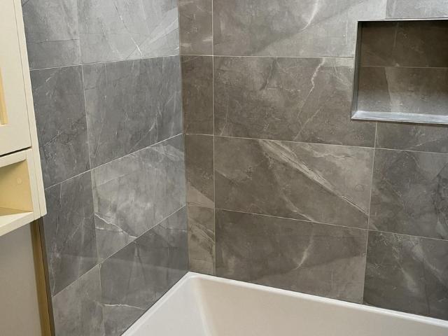 Main Floor 720 E 21st Street, North Vancouver