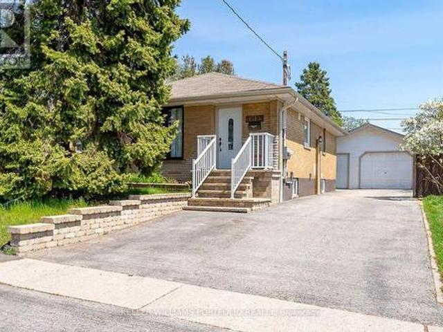 Main Flr 1519 Lakeside Street, Oshawa, ON, L1J 3Y4 house for lease | Listing ID E13822 | Royal LePage