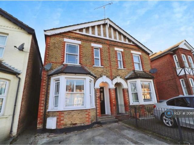 Main Road, Chelmsford, CM1 1 bed in a house share to rent £600 pcm £138 pw