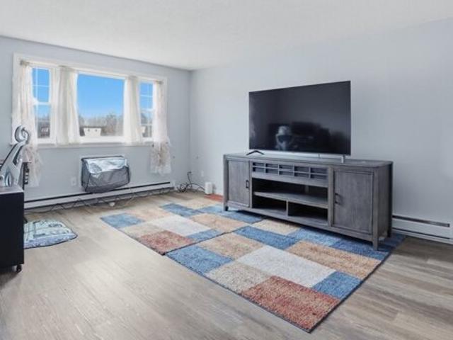 Main St Apt B, Bridgewater, Condo For Sale