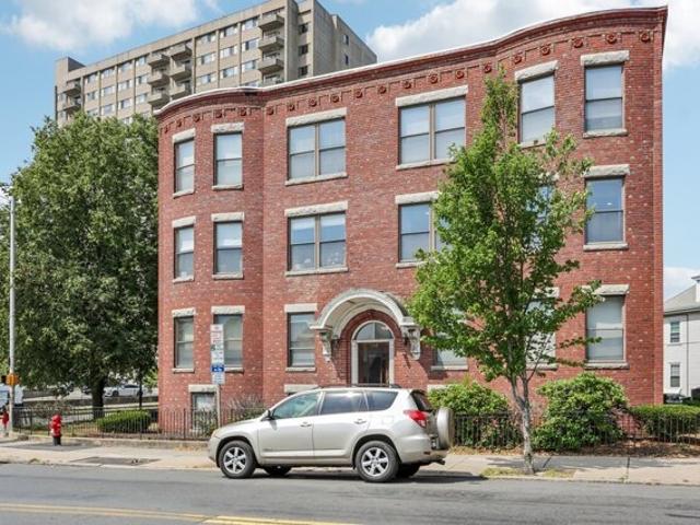 Main St Apt,malden, Condo For Sale