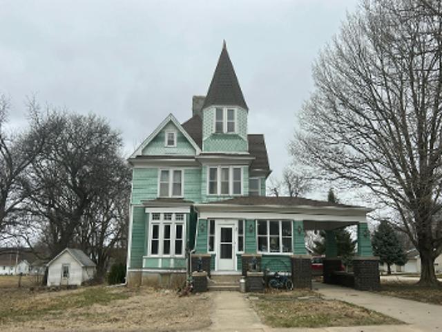 Main St