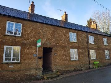 Main Street, Upper Tadmarton, Banbury OX15, 2 bed cottage to rent, £1,050 pcm | PrimeLocation