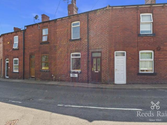 Main Street, Wakefield WF3 2 bed terraced house to rent £850 pcm £196 pw