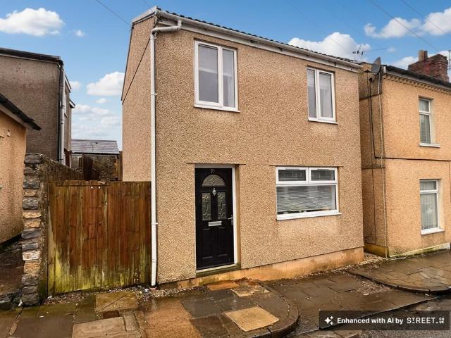 Main Street, Barry, CF63 3 bed detached house to rent £1,195 pcm £276 pw