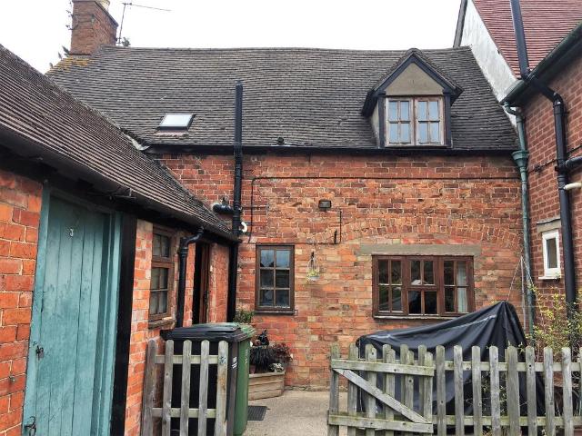 Main Street, Bretforton WR11 3 bed semi detached house to rent £1,295 pcm £299 pw