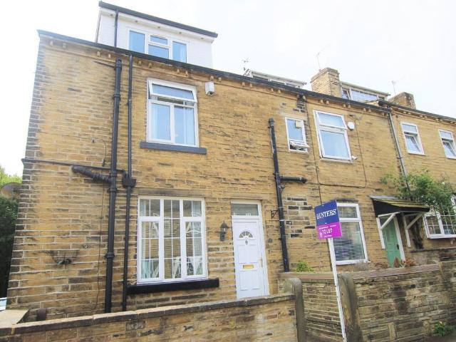 Main Street, Cottingley BD16, 2 bed terraced house to rent, £800 pcm | PrimeLocation