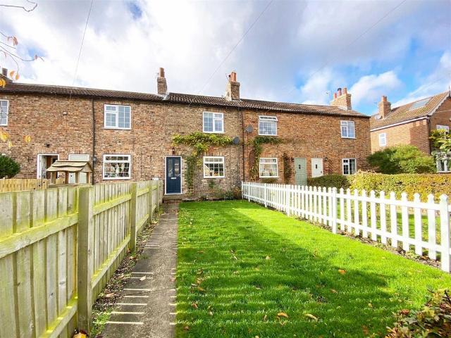 Main Street, Claxton 2 bed terraced house to rent £1,100 pcm £254 pw