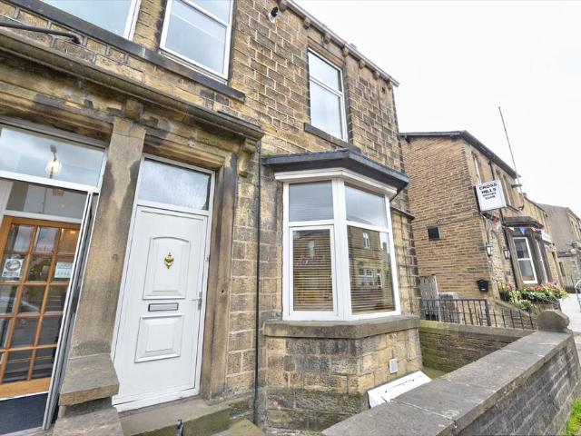 Main Street, Cross Hills, BD20 1 bed flat to rent £675 pcm £156 pw