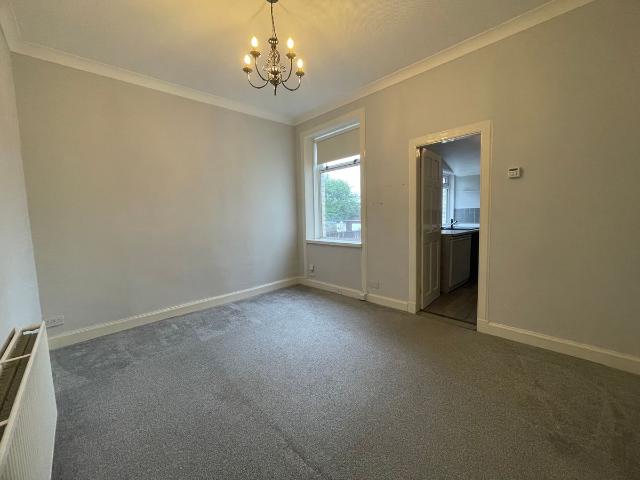 Main Street, Cumnock KA18, 2 bed flat to rent, £600 pcm | PrimeLocation