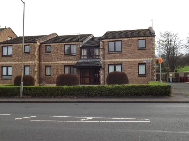 Main Street, Falkirk FK2, 2 bed flat to rent, £750 pcm | PrimeLocation