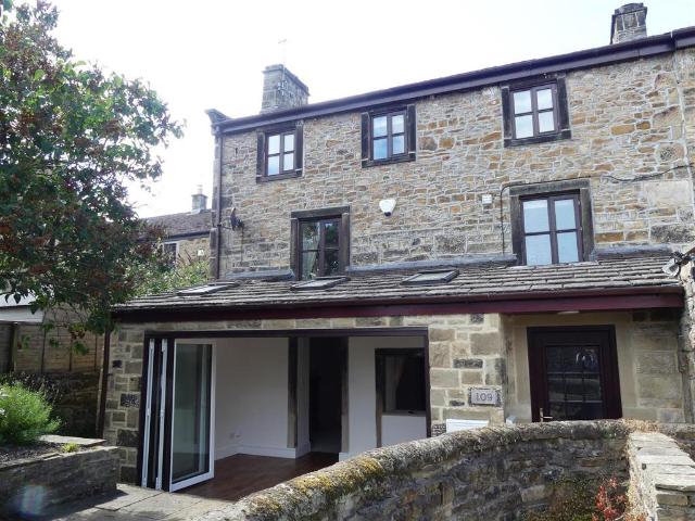 Main Street, Ilkley LS29 4 bed house to rent £1,395 pcm £322 pw
