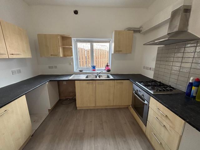 Main Street, Rotherham S62, 2 bed flat to rent, £750 pcm | PrimeLocation