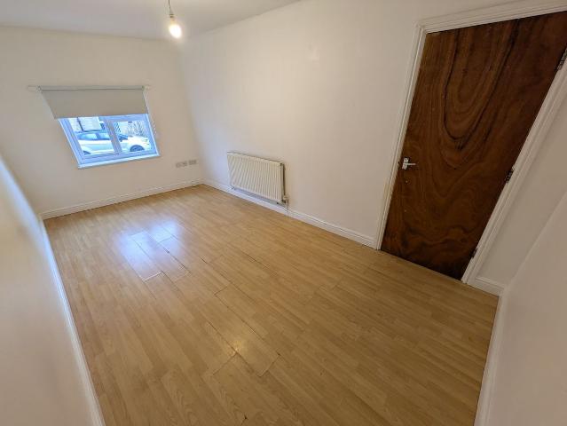 Main Street, Shirebrook NG20, 1 bed flat to rent, £550 pcm | PrimeLocation