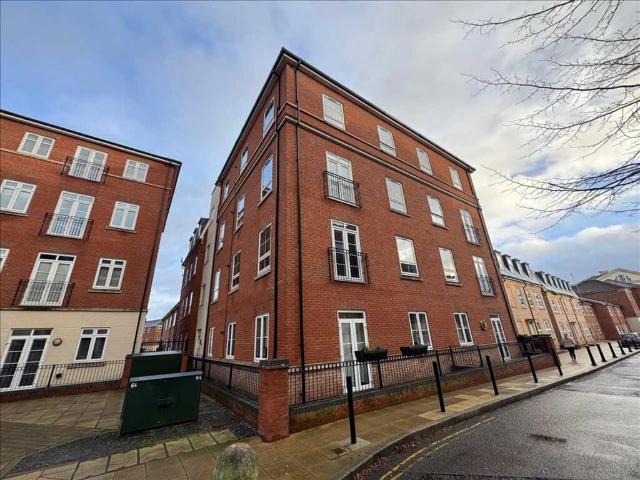 Main Street, Shirley, B90 2 bed flat to rent £1,850 pcm £427 pw