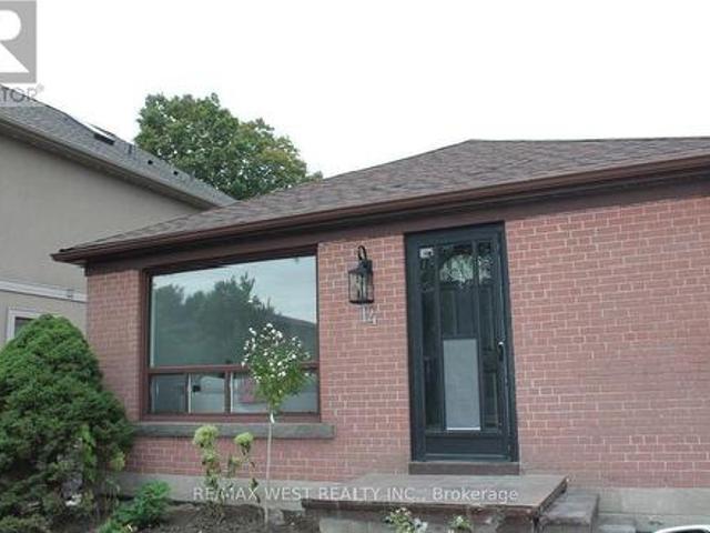 Main 14 Treeview Drive, Toronto, ON, N0B 2N0 house for lease | Listing ID W13802 | Royal LePage