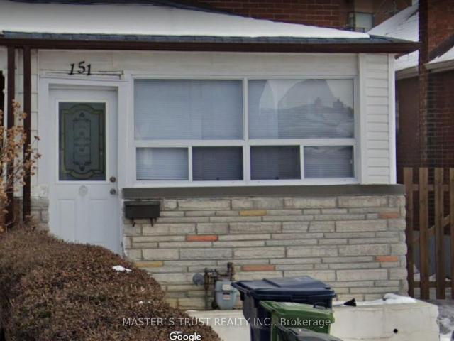 Main 151 Dynevor Road in Toronto: Caledonia Fairbank House for lease Toronto W03: MLS®# W12684166